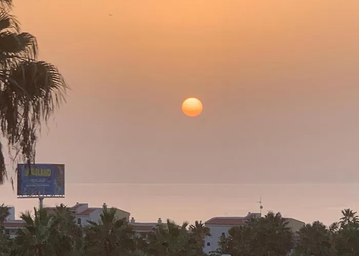 شقة Oasis 1-bedroom Ocean View Large Terrace Pool Full Kitchen أذيخي