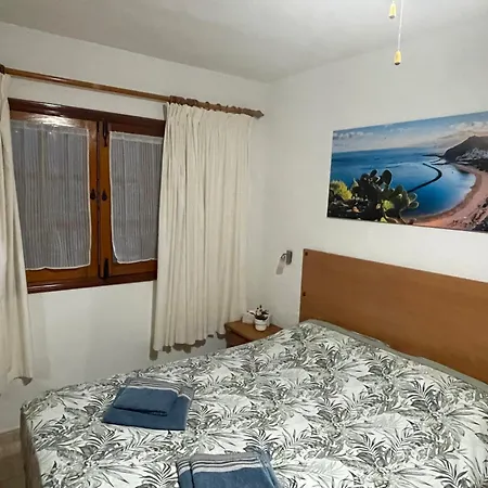 Oasis San Eugenio 1-bedroom With Ocean View, Large Terrace And Pool, Full Kitchen Διαμέρισμα *