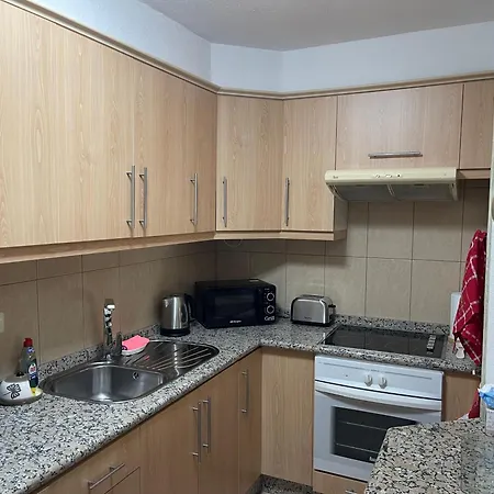 Oasis San Eugenio 1-bedroom With Ocean View, Large Terrace And Pool, Full Kitchen * אדחה