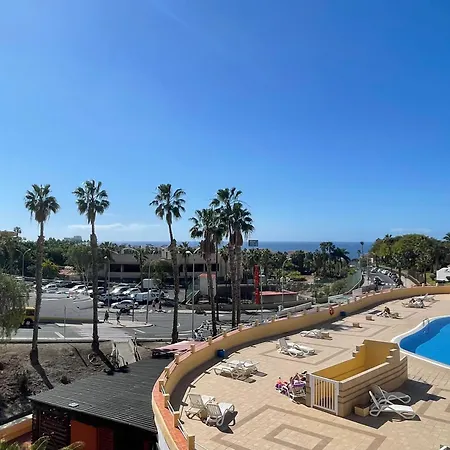 Oasis San Eugenio 1-bedroom With Ocean View, Large Terrace And Pool, Full Kitchen דירה אדחה