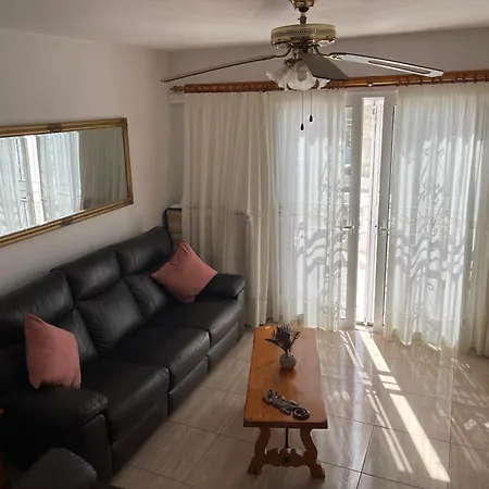 דירה Oasis San Eugenio 1-bedroom With Ocean View, Large Terrace And Pool, Full Kitchen *
