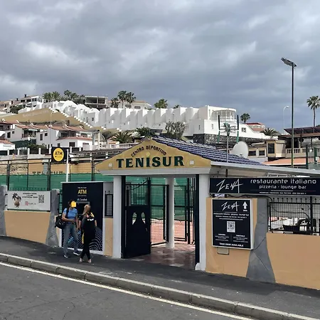 דירה Oasis San Eugenio 1-bedroom With Ocean View, Large Terrace And Pool, Full Kitchen *