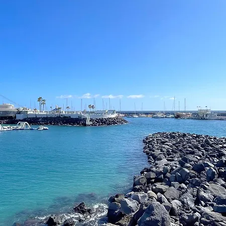 Oasis San Eugenio 1-bedroom With Ocean View, Large Terrace And Pool, Full Kitchen דירה