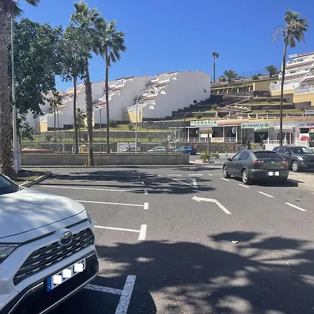 דירה Oasis San Eugenio 1-bedroom With Ocean View, Large Terrace And Pool, Full Kitchen *