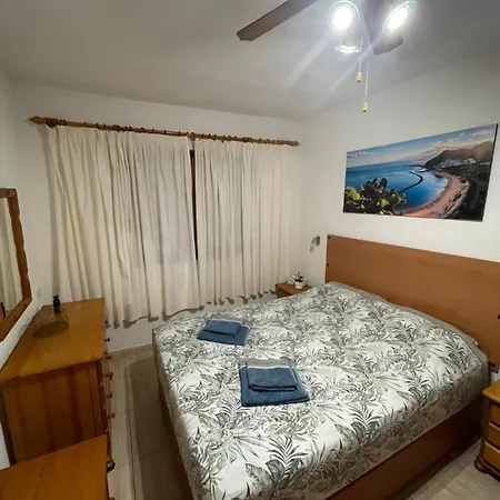 דירה Oasis San Eugenio 1-bedroom With Ocean View, Large Terrace And Pool, Full Kitchen