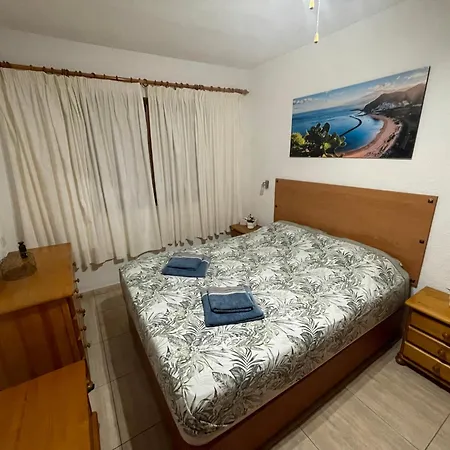 Oasis San Eugenio 1-bedroom With Ocean View, Large Terrace And Pool, Full Kitchen דירה *