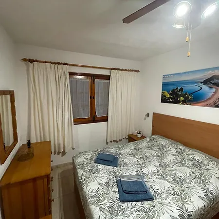 Oasis San Eugenio 1-bedroom With Ocean View, Large Terrace And Pool, Full Kitchen *