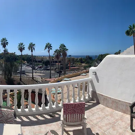 아파트 Oasis San Eugenio By Armina & Stan Ocean View Large Terrace Pool Full Kitchen 아데제