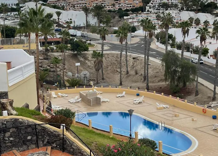 Appartamento Oasis 1-bedroom Ocean View Large Terrace Pool Full Kitchen *