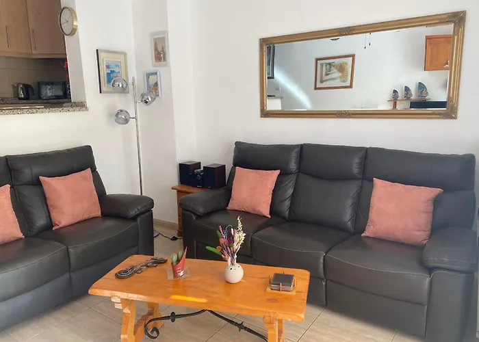 Appartamento Oasis 1-bedroom Ocean View Large Terrace Pool Full Kitchen *