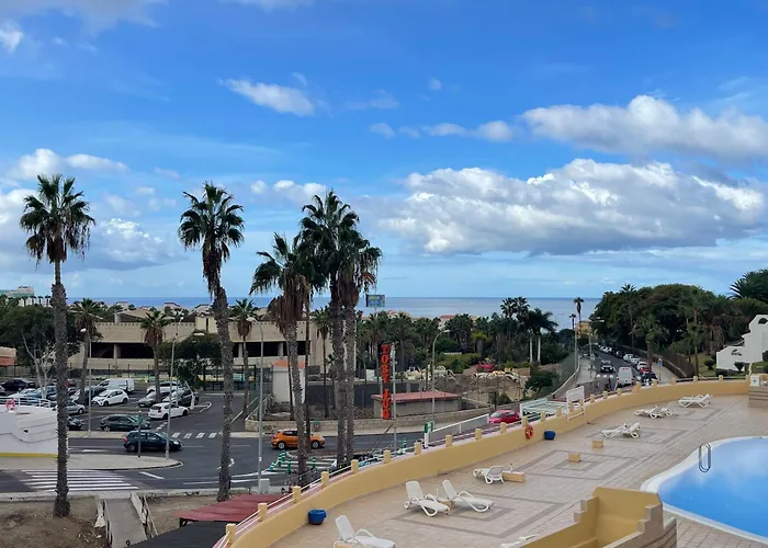 Appartamento Oasis 1-bedroom Ocean View Large Terrace Pool Full Kitchen *