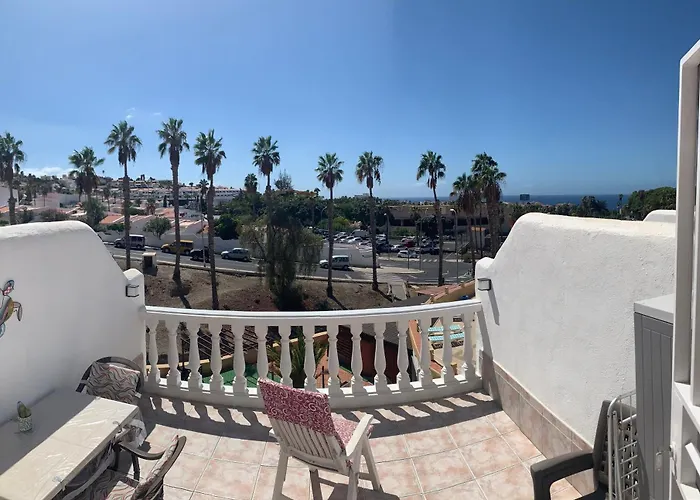 Oasis 1-bedroom Ocean View Large Terrace Pool Full Kitchen