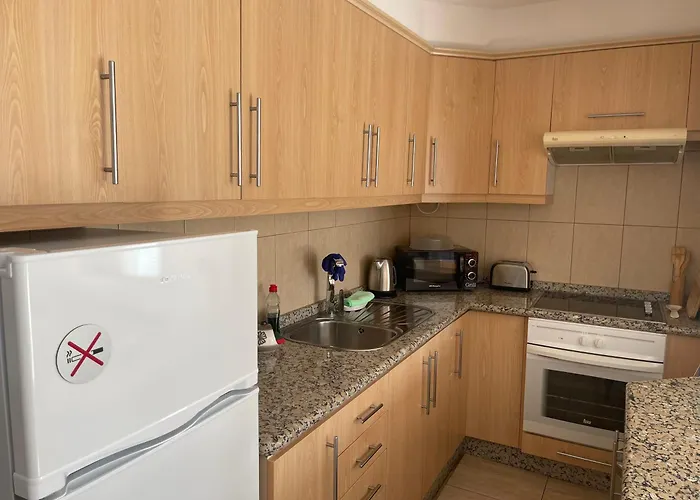 Appartamento Oasis 1-bedroom Ocean View Large Terrace Pool Full Kitchen *