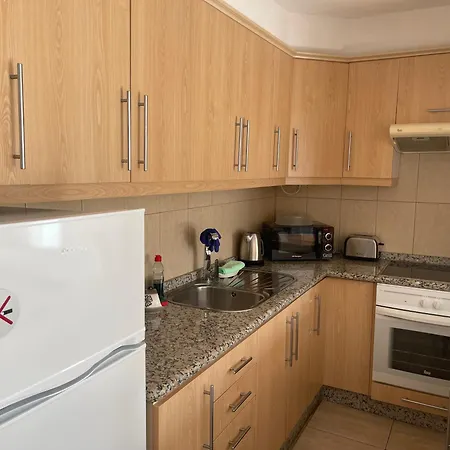 Apartment Oasis 1-bedroom Ocean View Large Terrace Pool Full Kitchen *