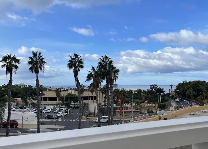 Oasis 1-bedroom Ocean View Large Terrace Pool Full Kitchen Apartment *