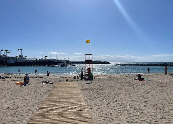 Oasis 1-bedroom Ocean View Large Terrace Pool Full Kitchen *