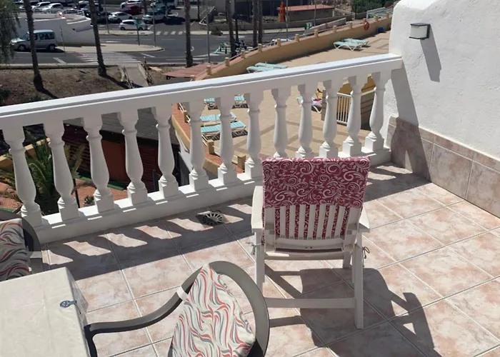 Oasis 1-bedroom Ocean View Large Terrace Pool Full Kitchen